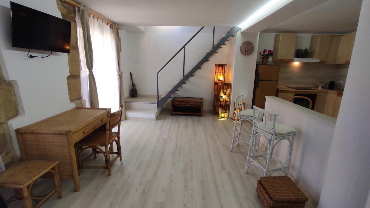 Greek Temple Apartment อากริเจนโต ภายนอก รูปภาพ
