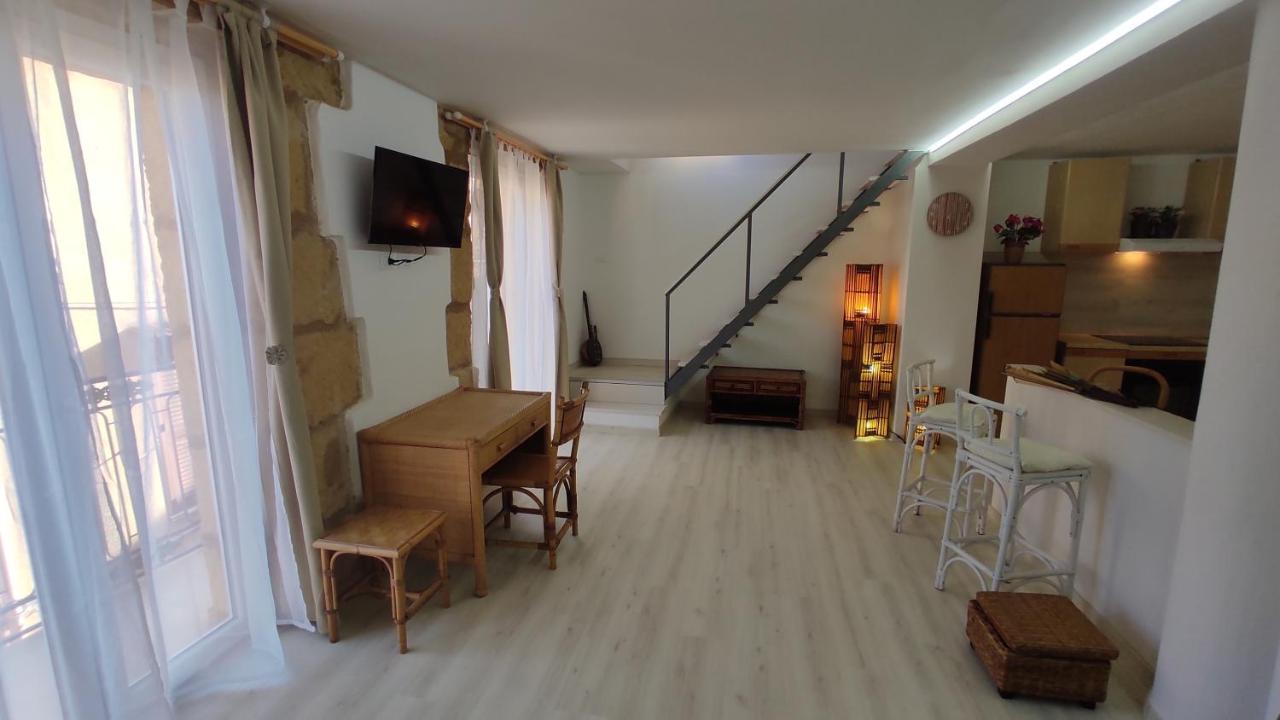 Greek Temple Apartment อากริเจนโต ภายนอก รูปภาพ