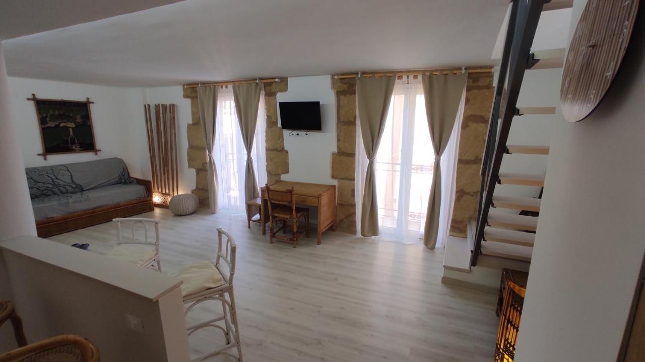 Greek Temple Apartment อากริเจนโต ภายนอก รูปภาพ
