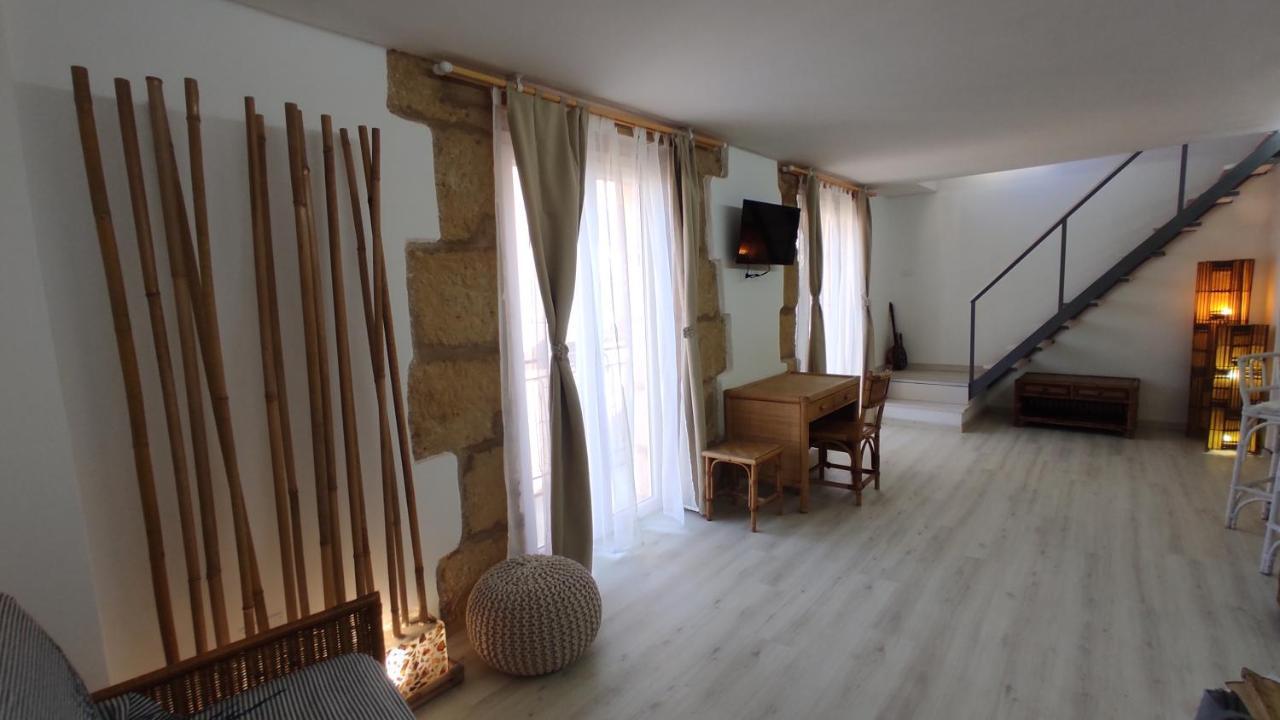 Greek Temple Apartment อากริเจนโต ภายนอก รูปภาพ